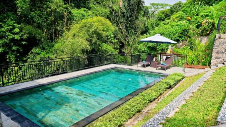 Gallery 29 swimming pool at Bali yoga teacher training center